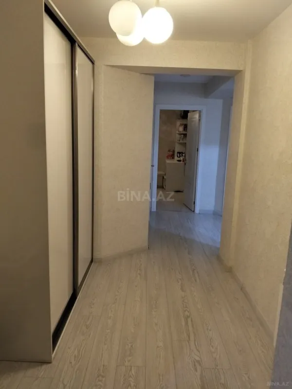 Satılır 3 otaqlı mənzil 96 m²