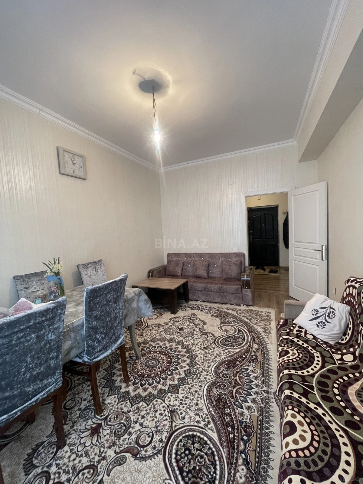 Satılır 4 otaqlı mənzil 93 m²