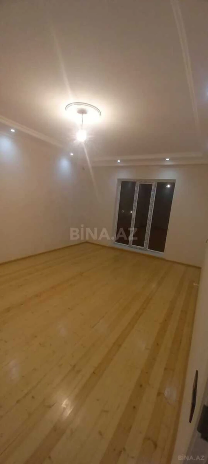 Satılır 4 otaqlı həyət evi 140 m²