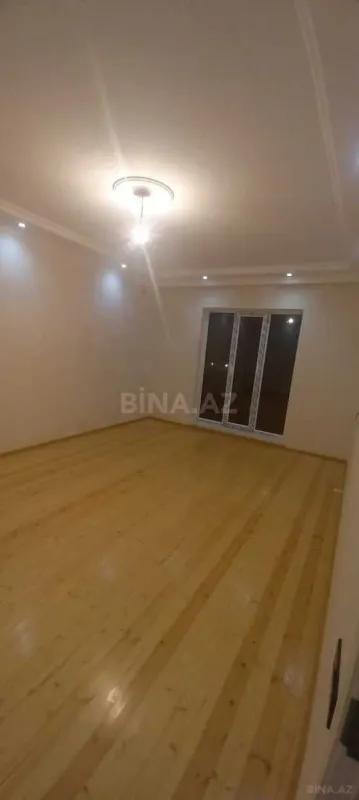 Satılır 4 otaqlı həyət evi 140 m²