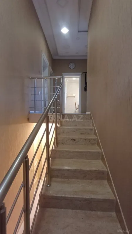 Kirayə verilir 4 otaqlı həyət evi 160 m²
