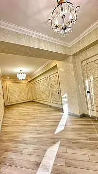 Satılır 2 otaqlı mənzil 78 m²