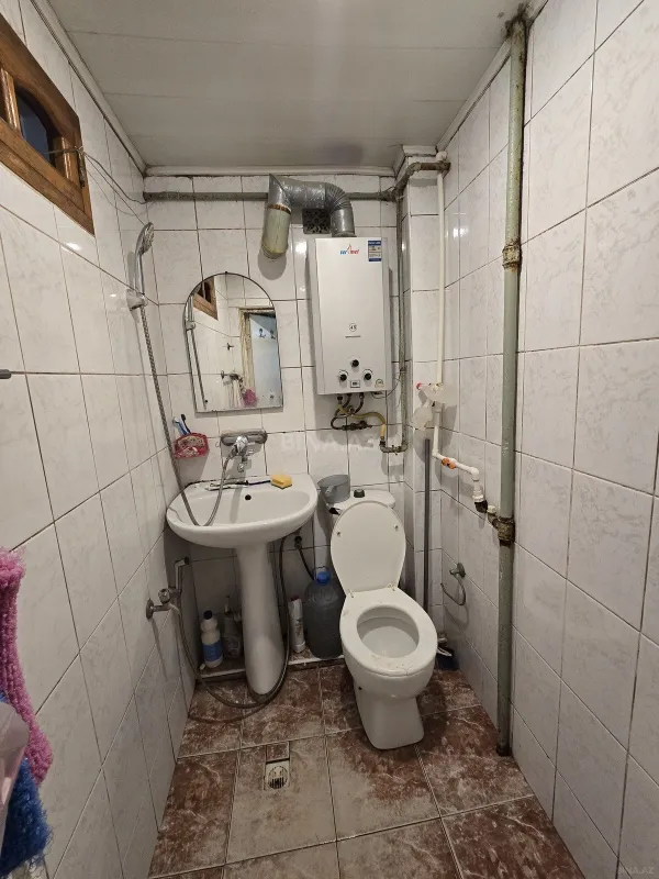 Satılır 1 otaqlı mənzil 45 m²