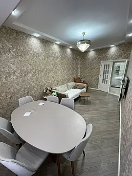 Satılır 3 otaqlı mənzil 90 m² — Bakı, İnşaatçılar 3 otaq 90.00 m²