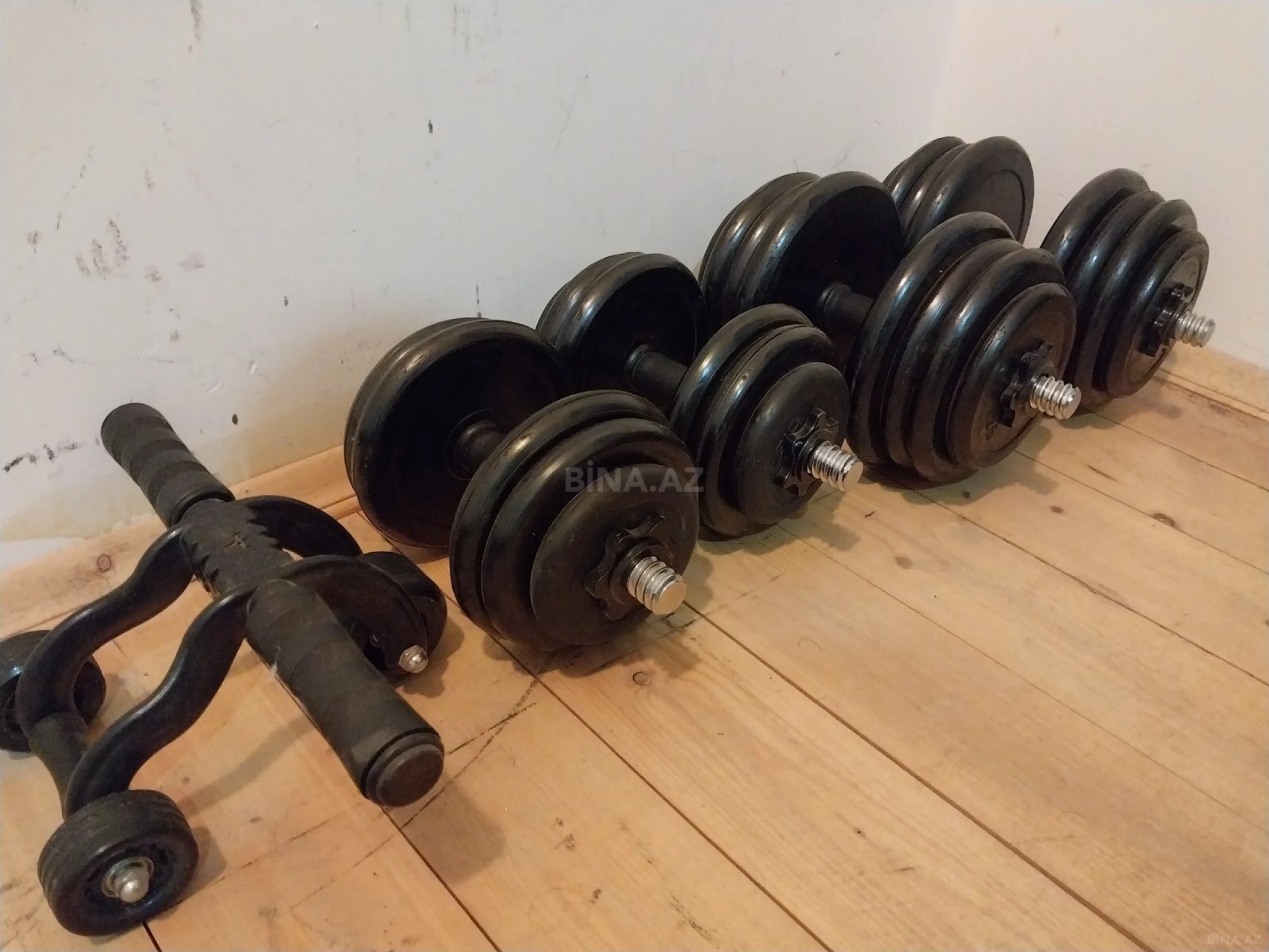 Kirayə verilir 2 otaqlı mənzil 90 m²