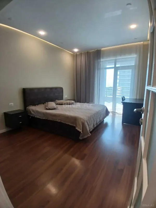 Kirayə verilir 2 otaqlı mənzil 65 m²