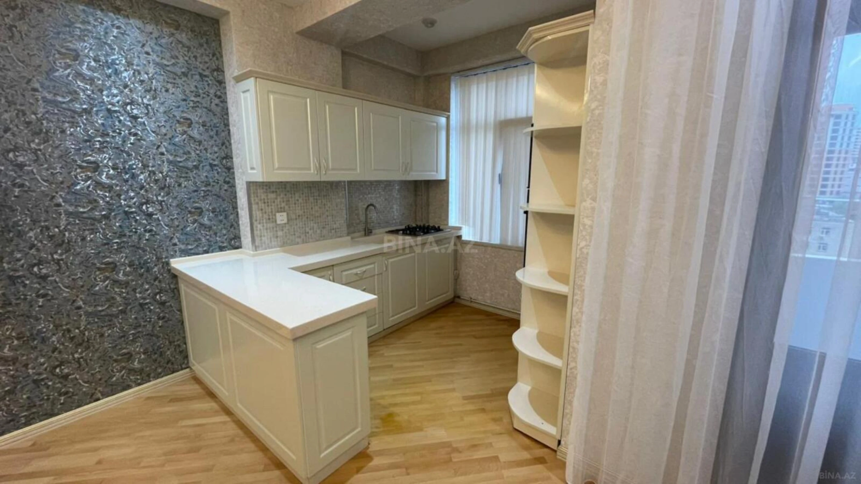 Kirayə verilir 3 otaqlı mənzil 90 m²