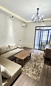Kirayə verilir 2 otaqlı mənzil 75 m²