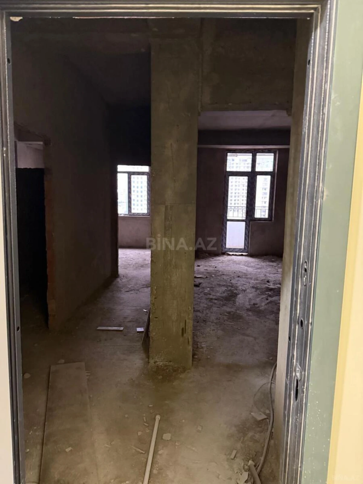 Satılır 2 otaqlı mənzil 74 m²