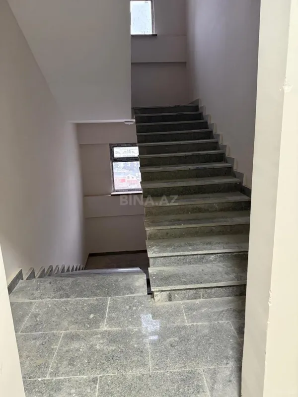 Satılır 2 otaqlı mənzil 74 m²