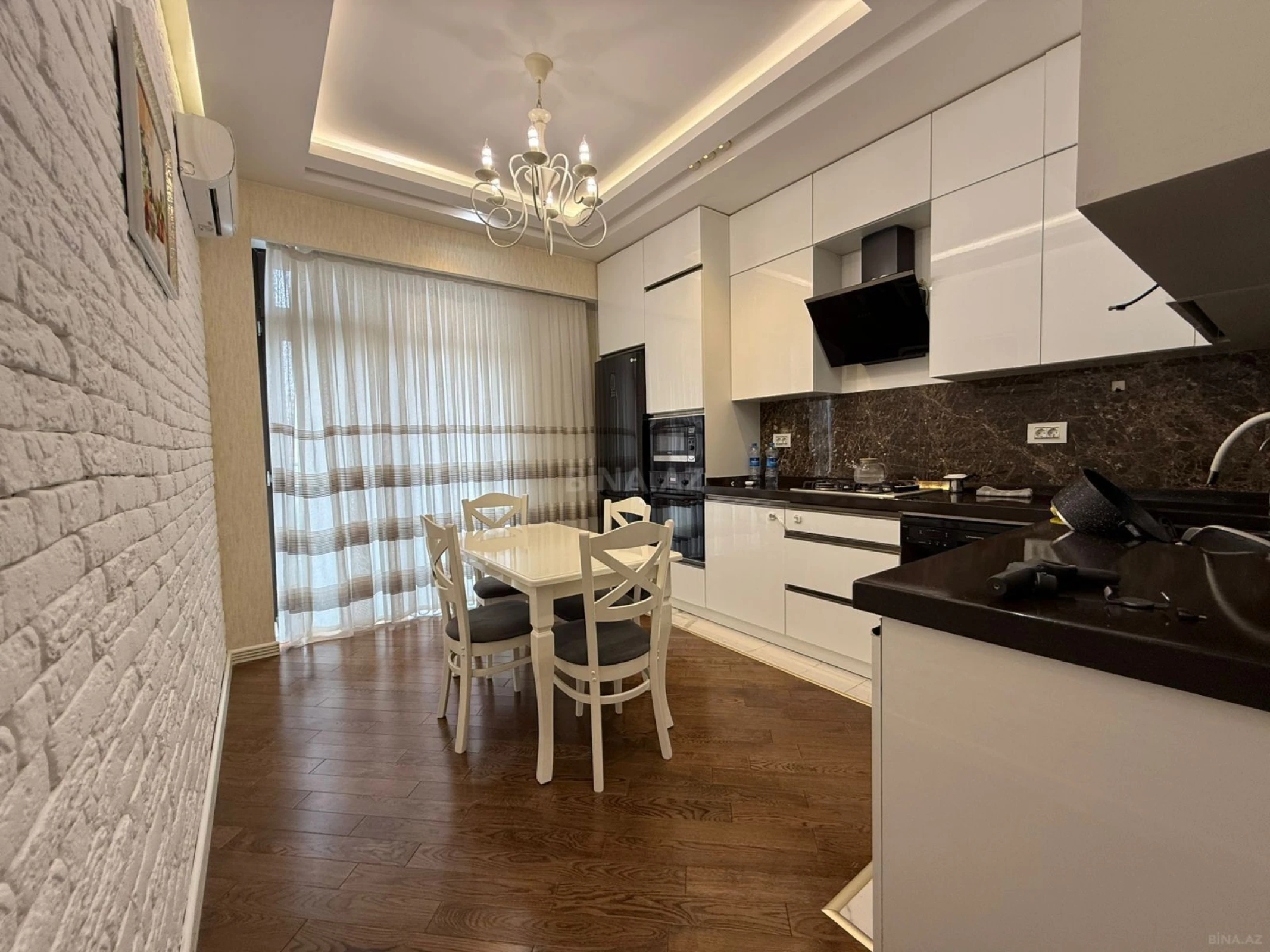 Satılır 3 otaqlı mənzil 100 m²