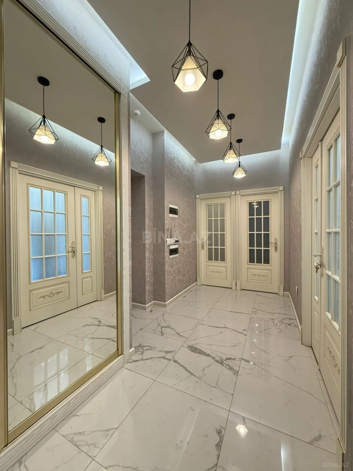 Satılır 3 otaqlı mənzil 100 m²