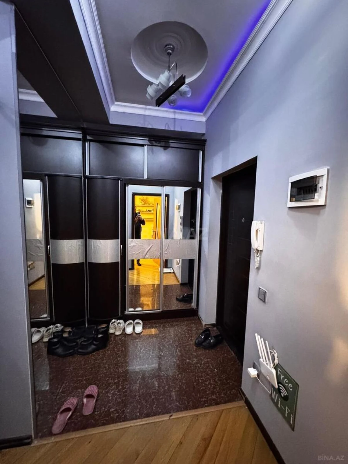 Kirayə verilir 2 otaqlı mənzil 60 m²