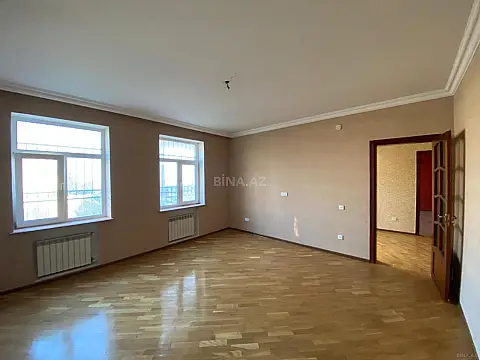 Satılır 6 otaqlı həyət evi 320 m²