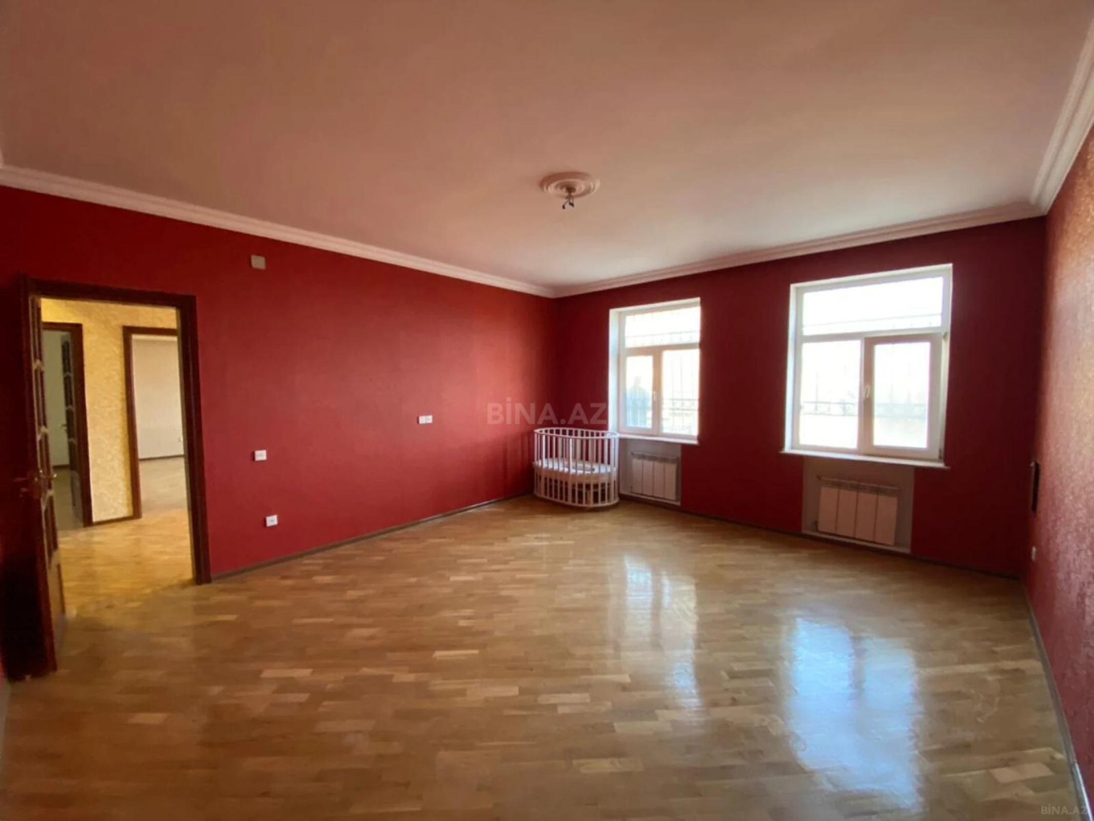 Satılır 6 otaqlı həyət evi 320 m²