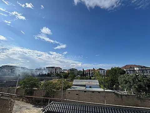 Satılır 6 otaqlı həyət evi 400 m²