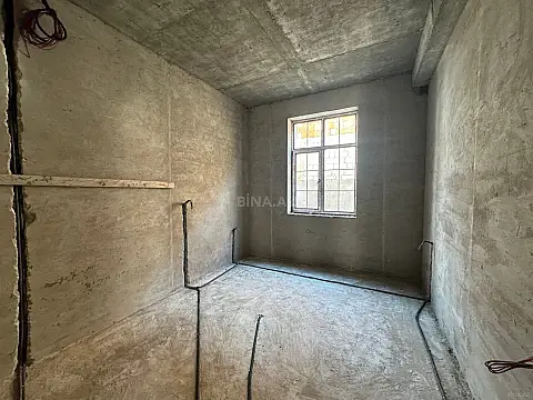 Satılır 6 otaqlı həyət evi 400 m²