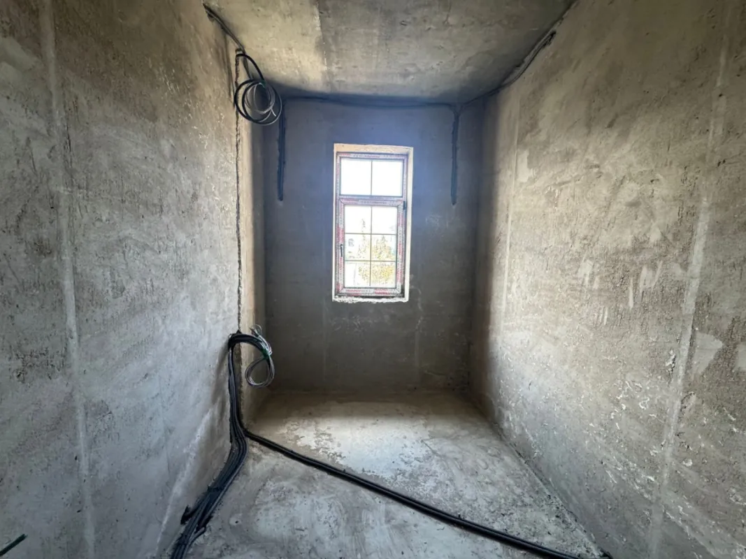 Satılır 6 otaqlı həyət evi 400 m²