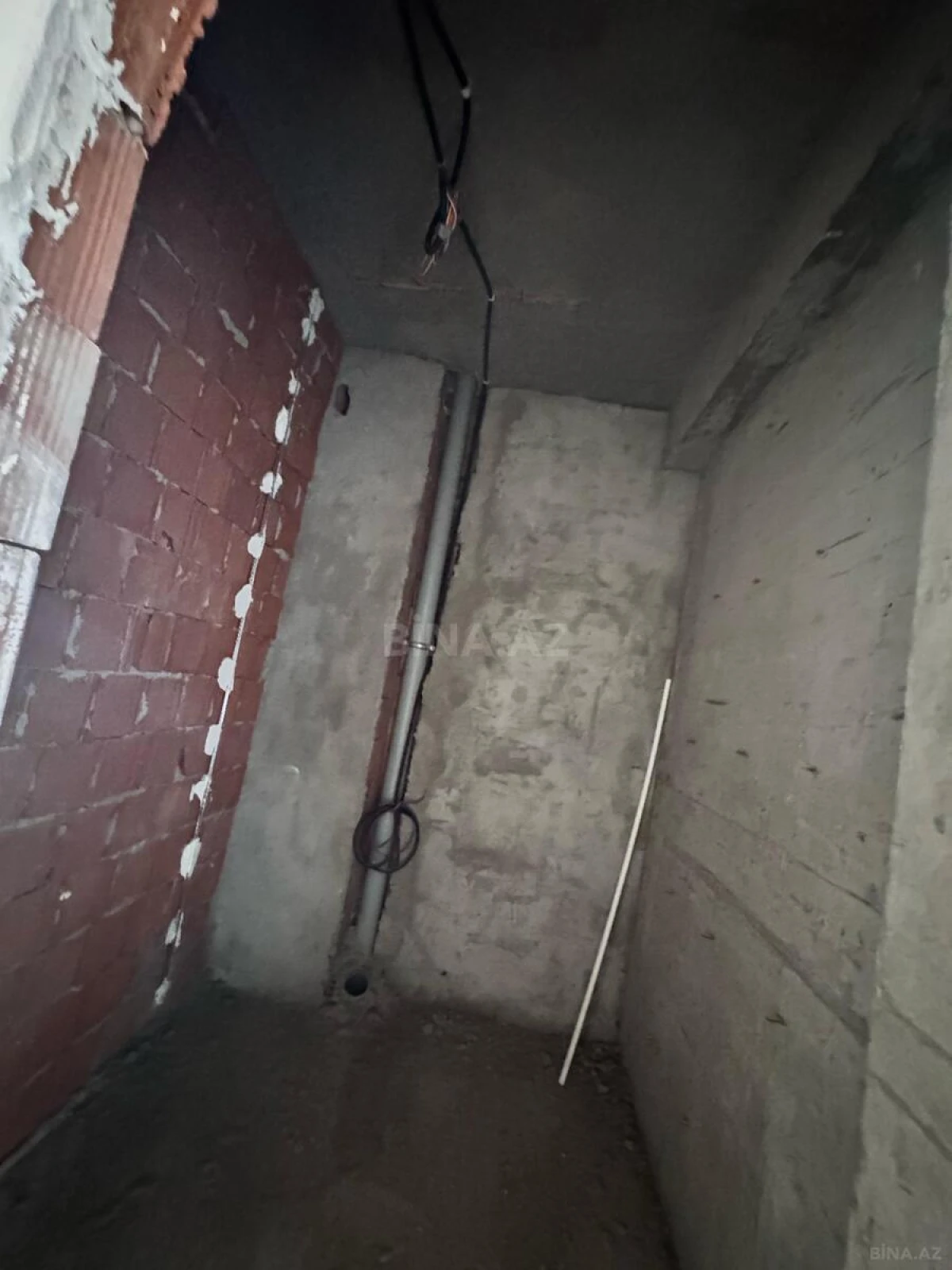 Satılır 3 otaqlı mənzil 83.1 m²