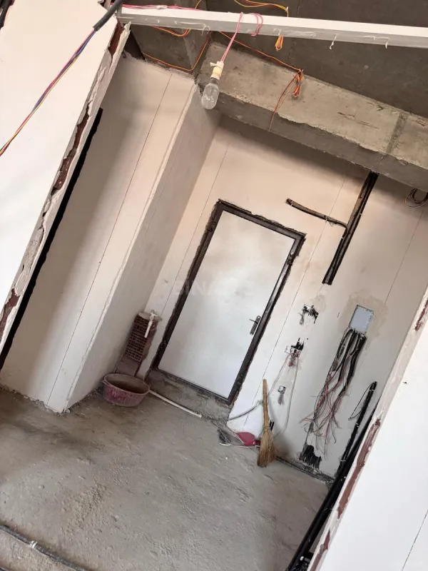 Satılır 3 otaqlı mənzil 83.1 m²