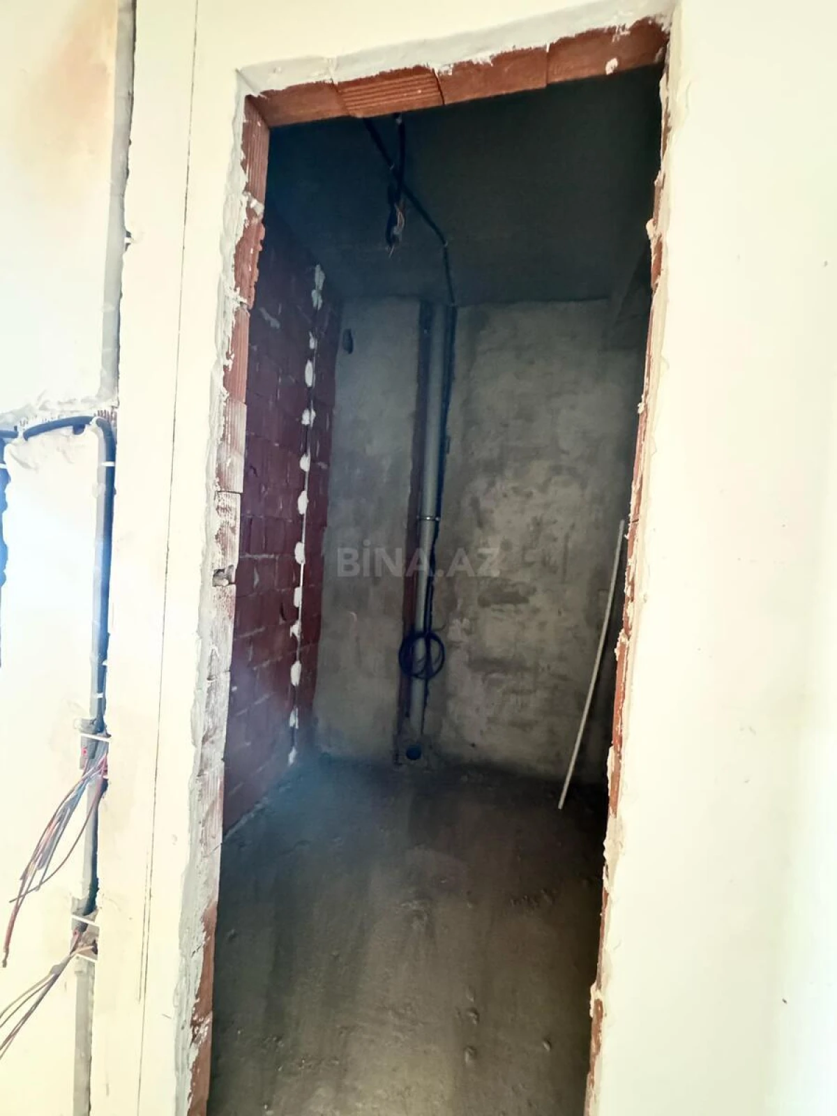 Satılır 3 otaqlı mənzil 83.1 m²