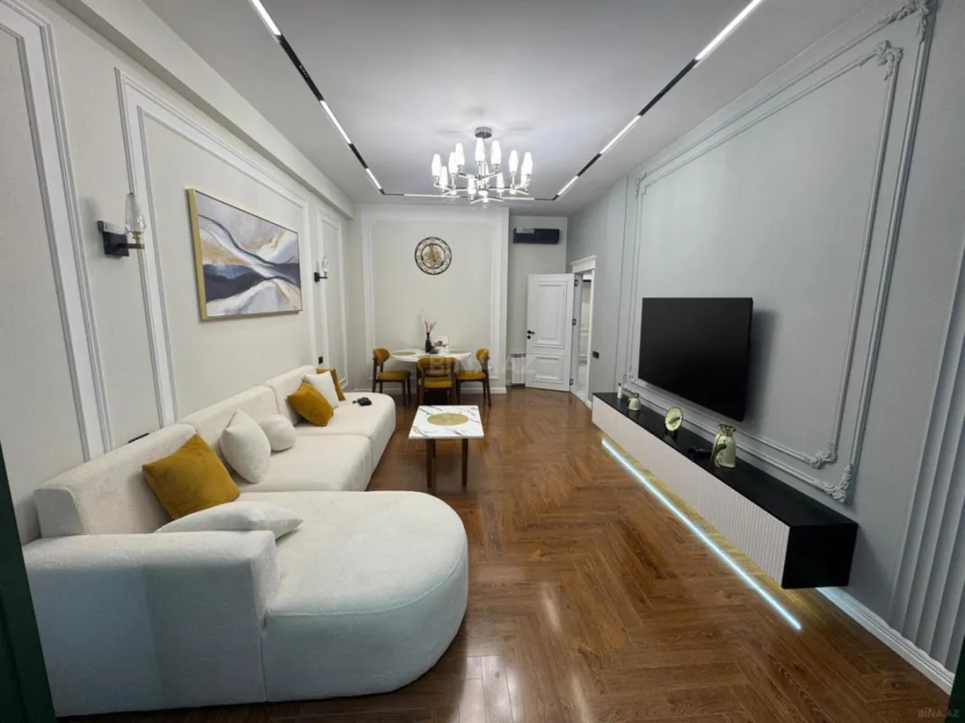 Kirayə verilir 2 otaqlı mənzil 70 m²