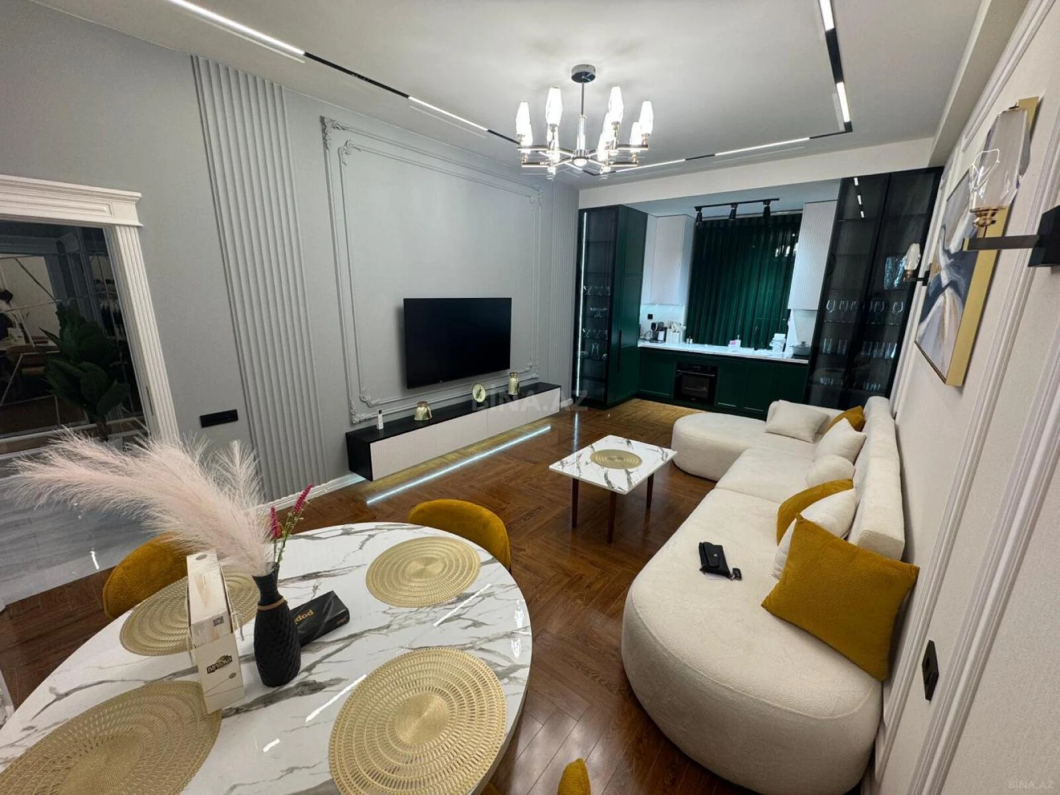 Kirayə verilir 2 otaqlı mənzil 70 m²