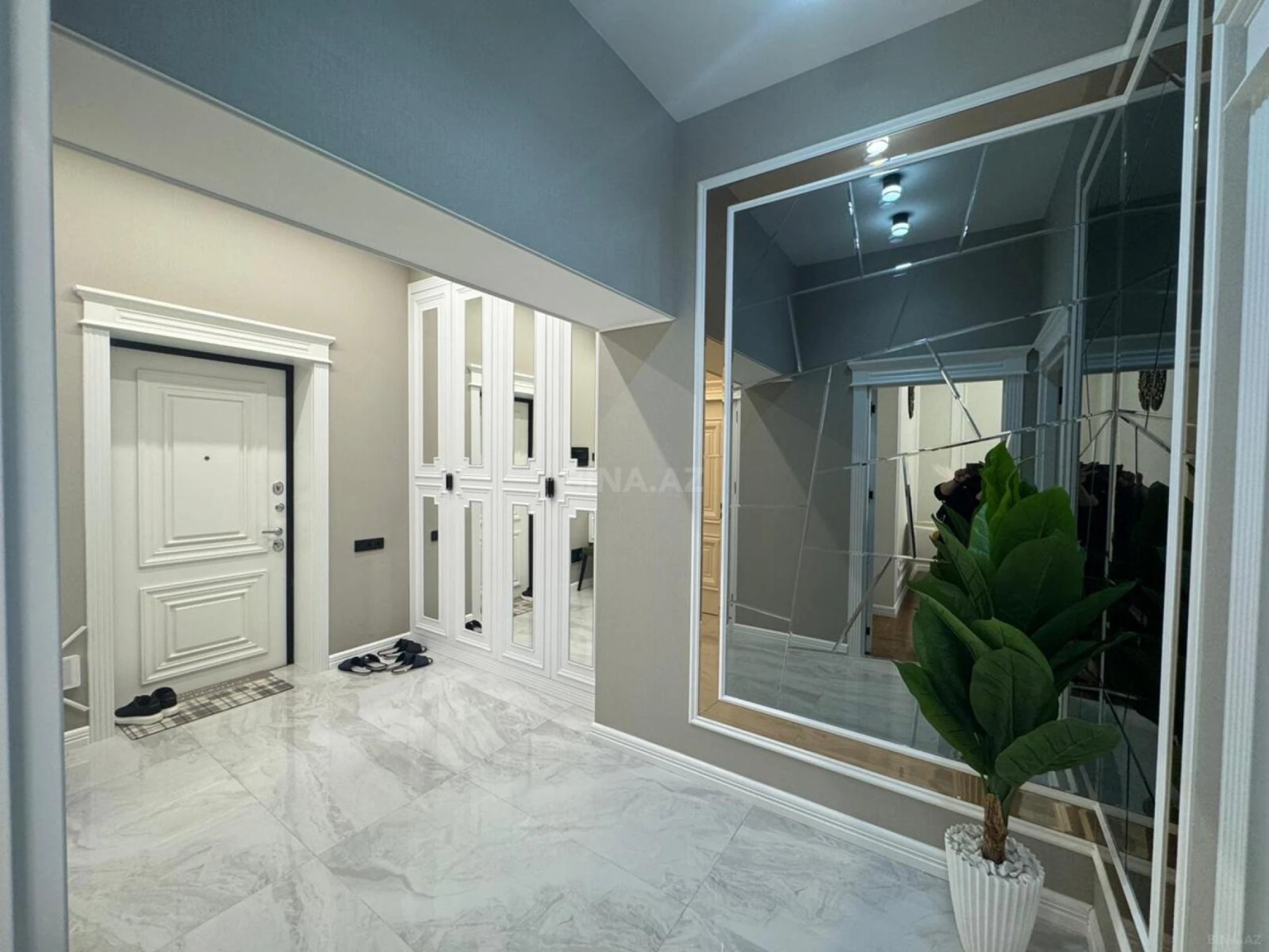 Kirayə verilir 2 otaqlı mənzil 70 m²