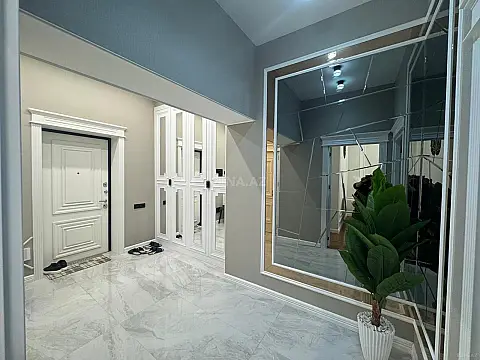 Kirayə verilir 2 otaqlı mənzil 70 m²