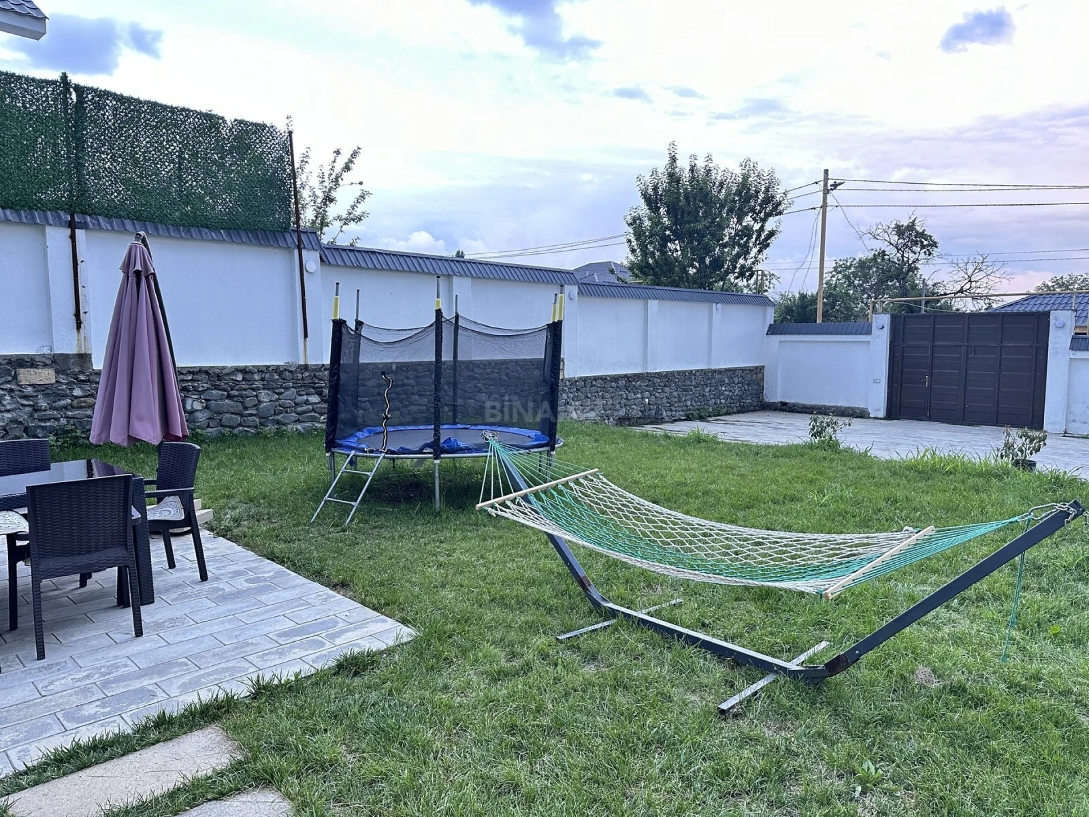 Satılır 4 otaqlı həyət evi 150 m²