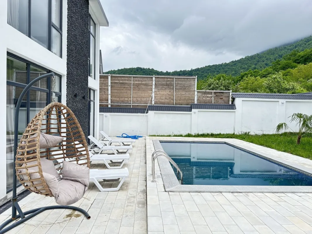 Satılır 4 otaqlı həyət evi 150 m²