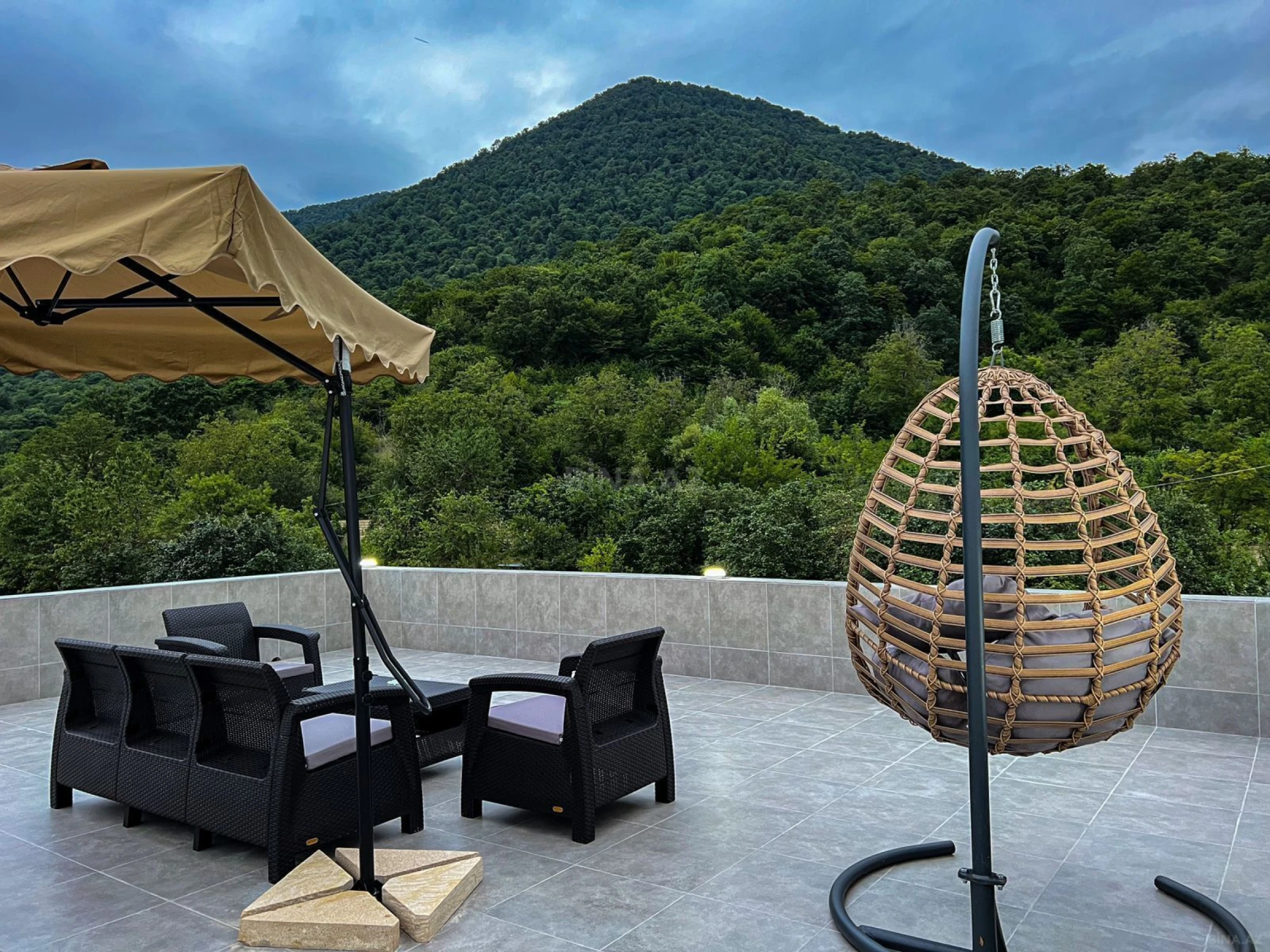 Satılır 4 otaqlı həyət evi 150 m²