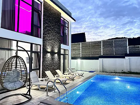 Satılır 4 otaqlı həyət evi 150 m²