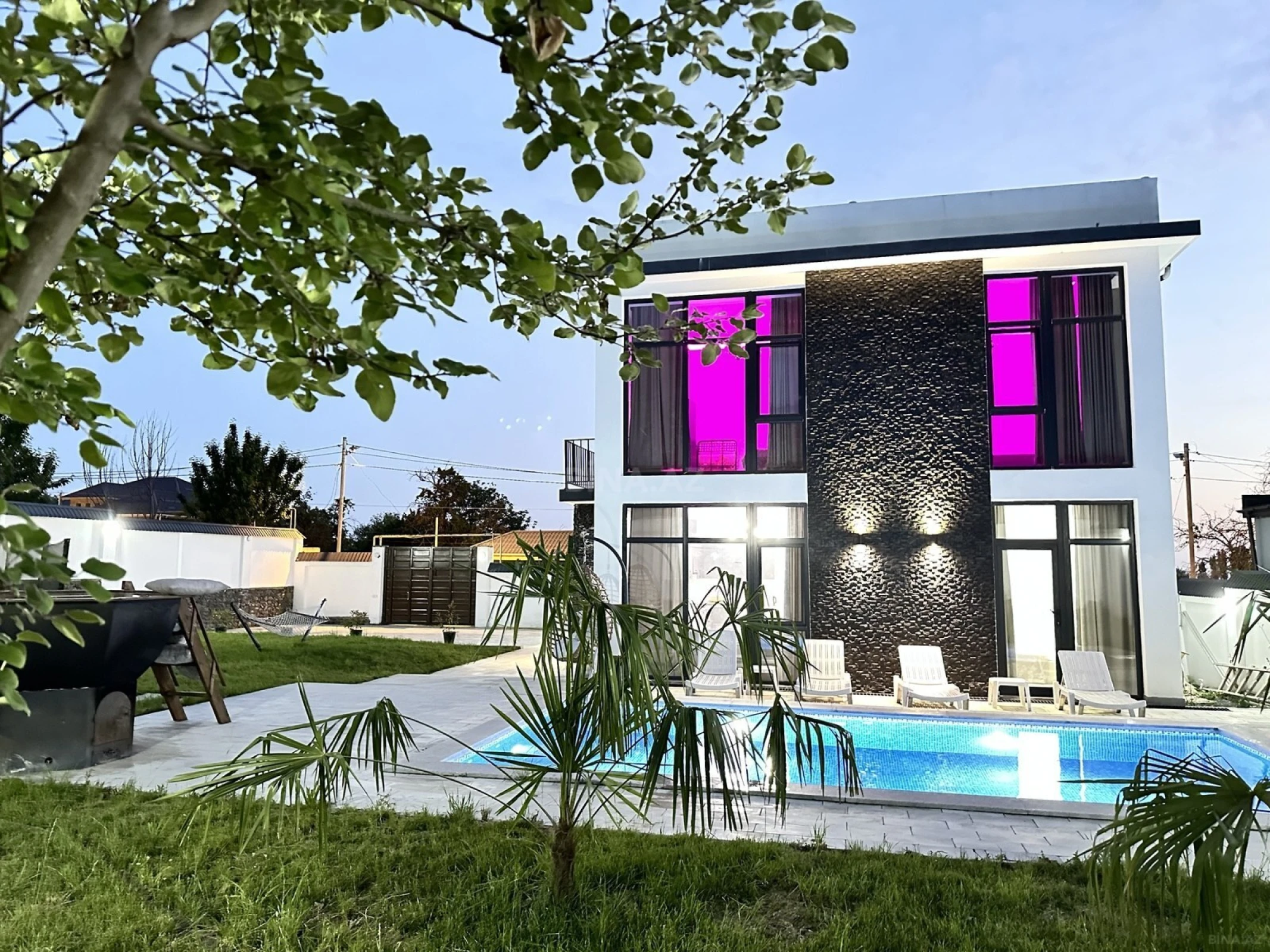 Satılır 4 otaqlı həyət evi 150 m²