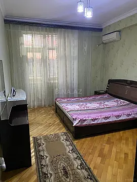 Kirayə verilir 2 otaqlı mənzil 91 m²