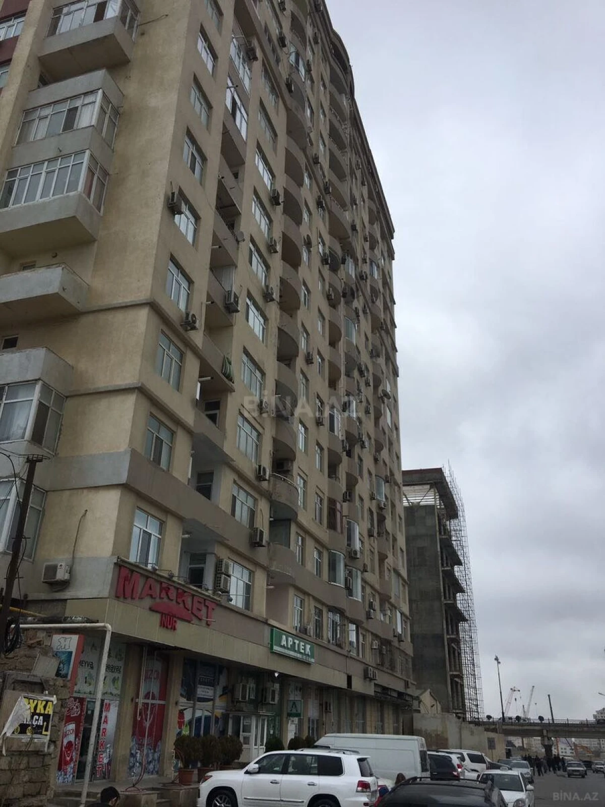 Kirayə verilir 2 otaqlı mənzil 91 m²