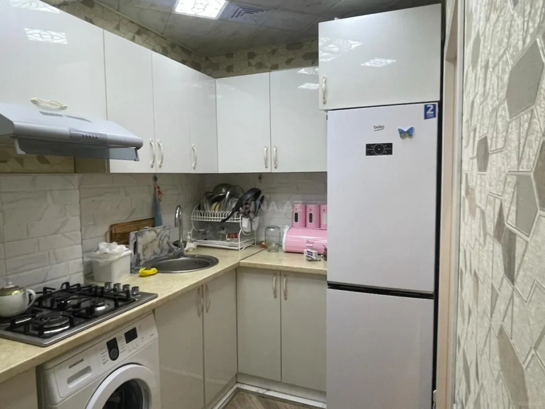 Satılır 3 otaqlı mənzil 96.4 m²
