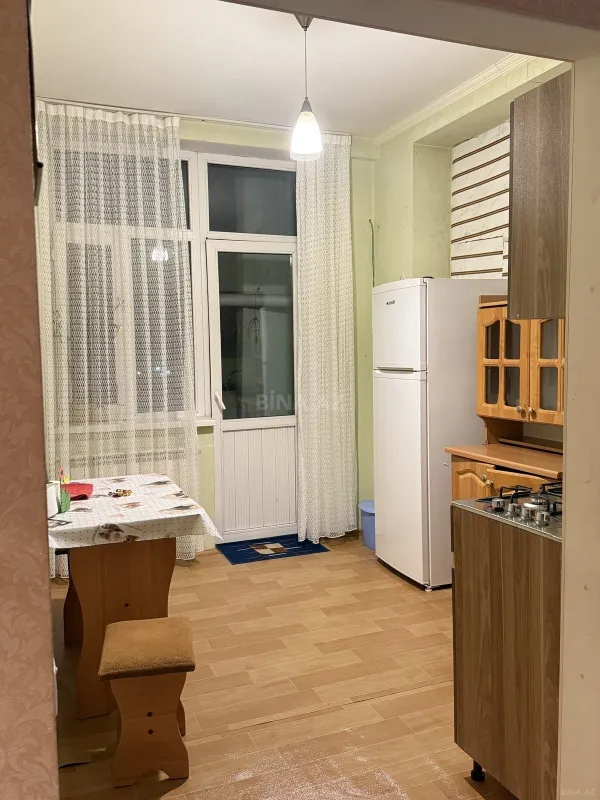 Kirayə verilir 3 otaqlı mənzil 90 m²