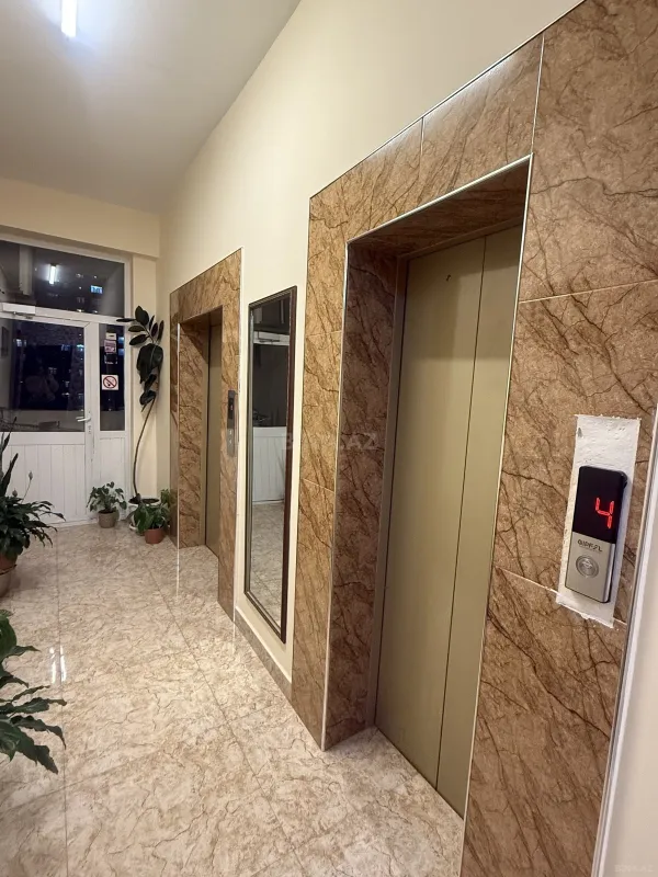 Kirayə verilir 3 otaqlı mənzil 90 m²