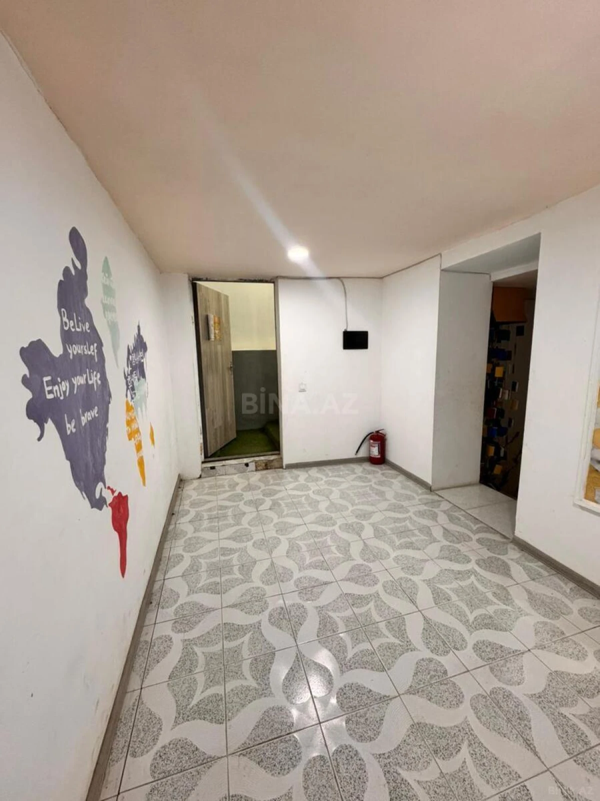 Kirayə verilir obyekt 220 m²