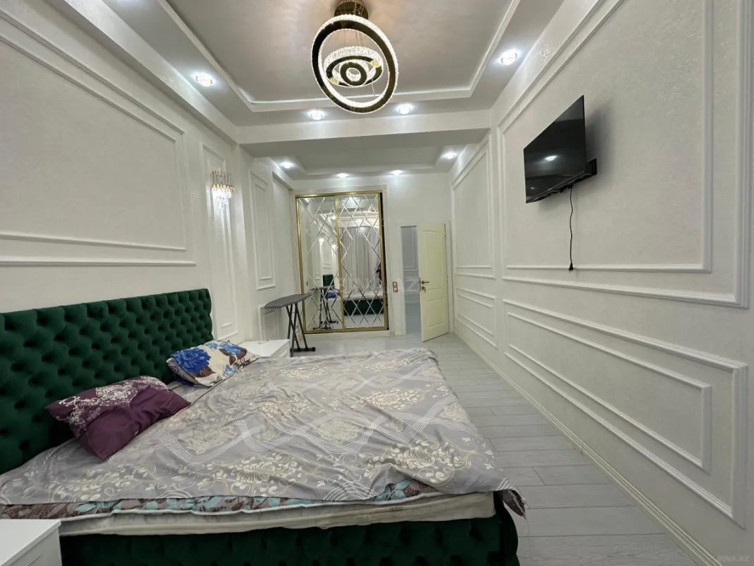 Satılır 2 otaqlı mənzil 89 m²
