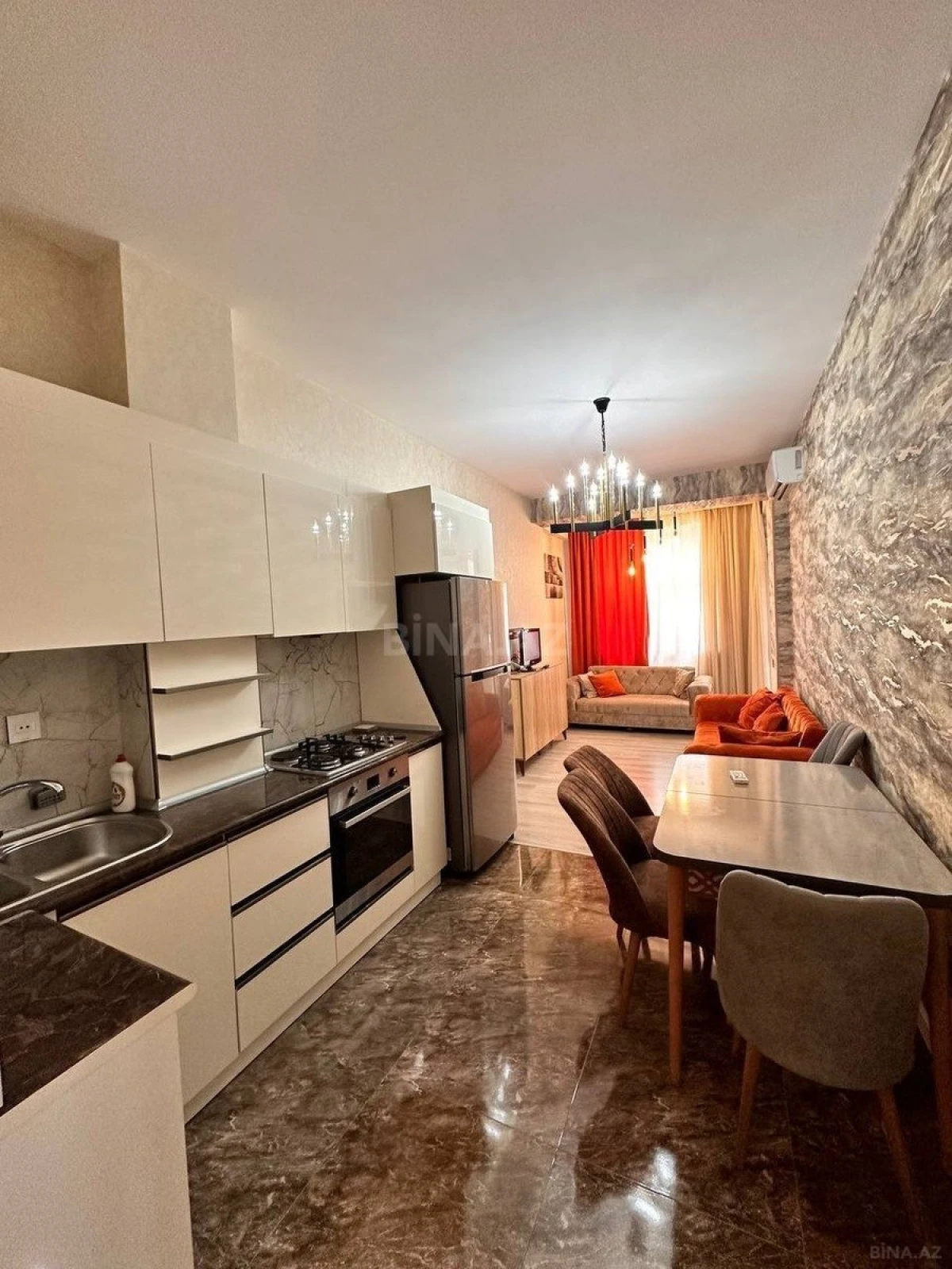 Kirayə verilir 3 otaqlı mənzil 65 m²