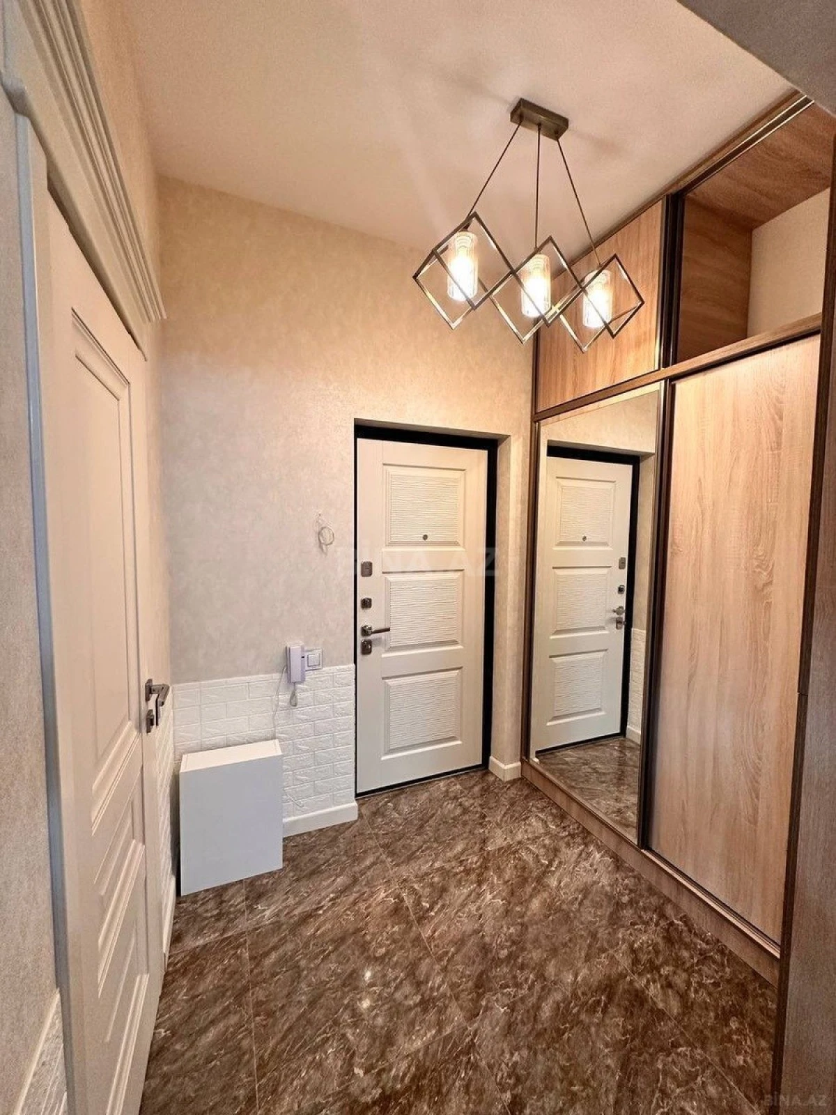 Kirayə verilir 3 otaqlı mənzil 65 m²