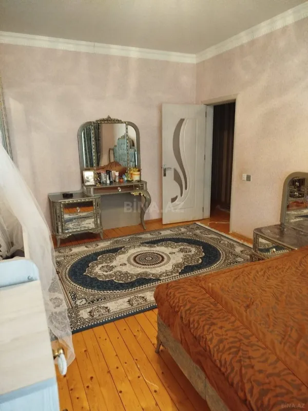 Satılır 5 otaqlı həyət evi 120.6 m²