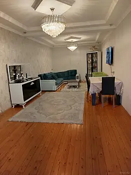 Satılır 5 otaqlı həyət evi 120.6 m²