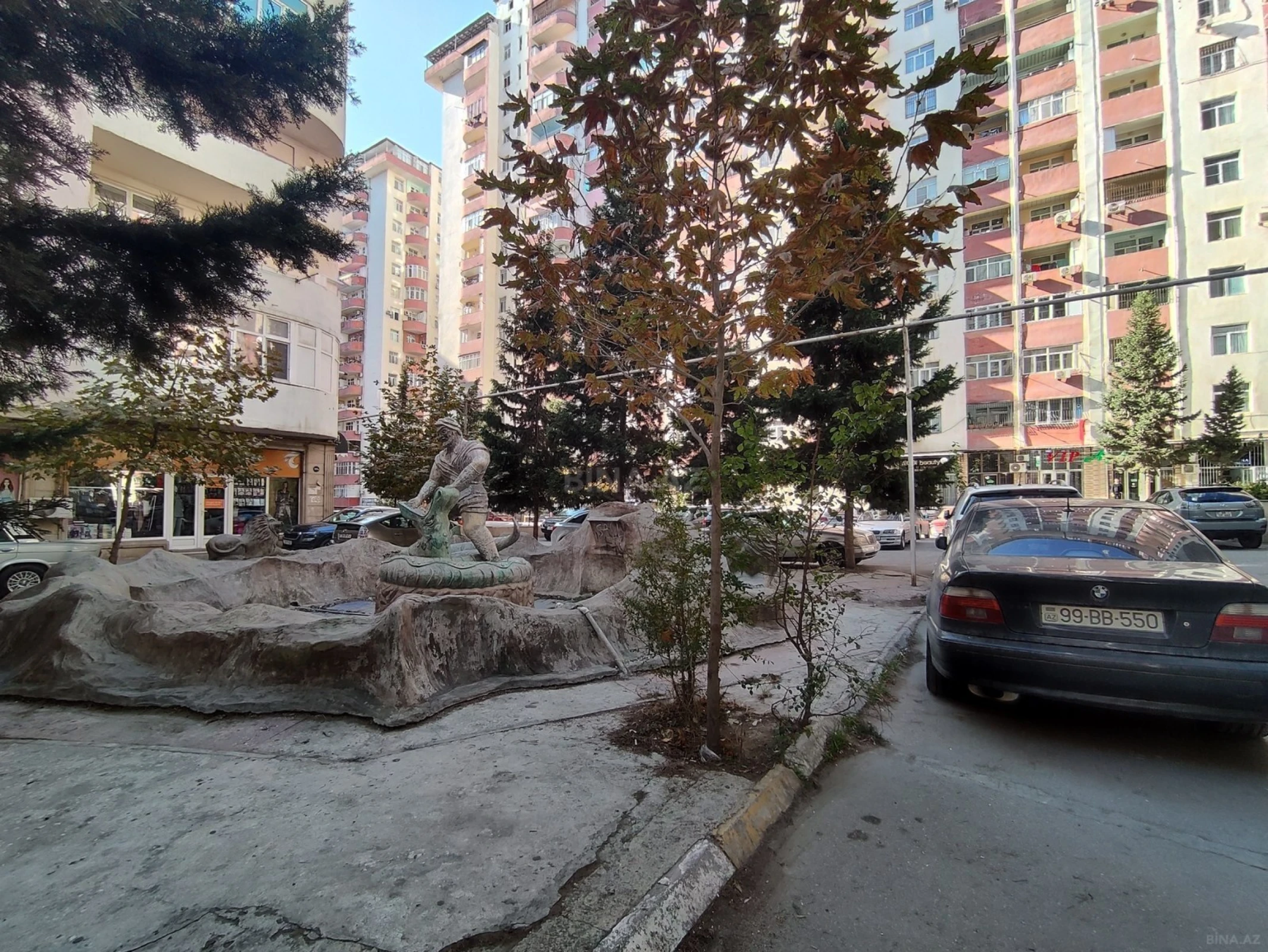 Satılır 3 otaqlı mənzil 103 m²