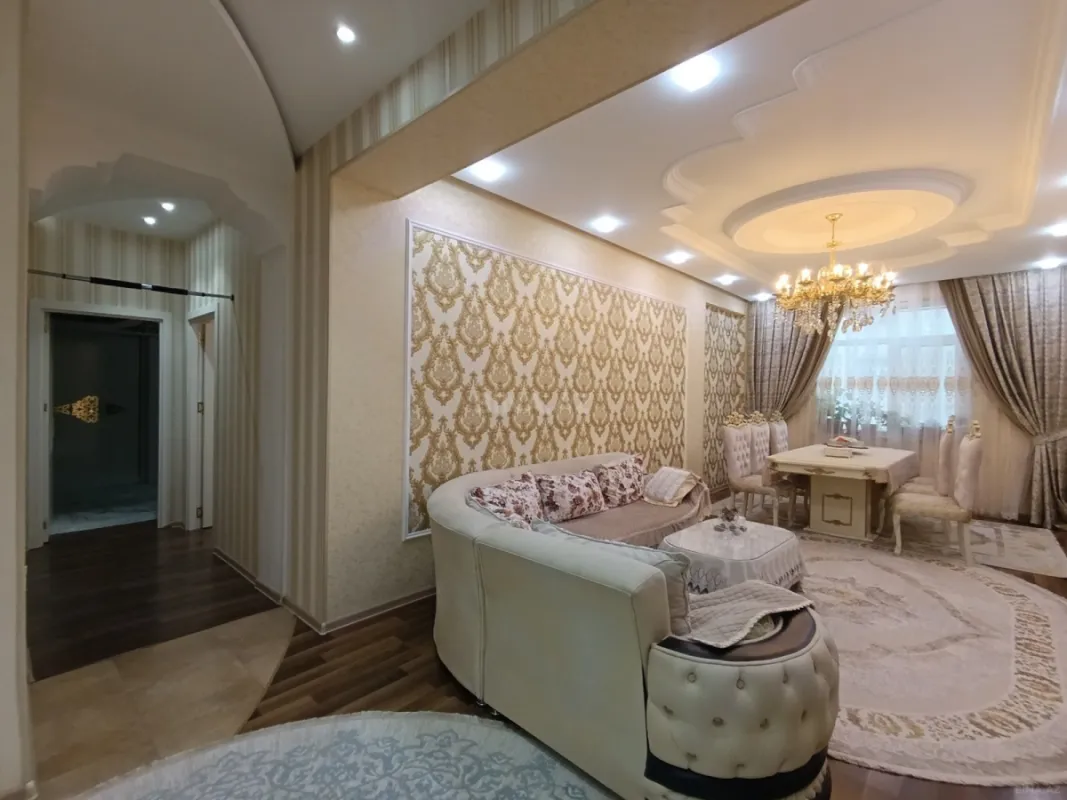 Satılır 3 otaqlı mənzil 103 m²