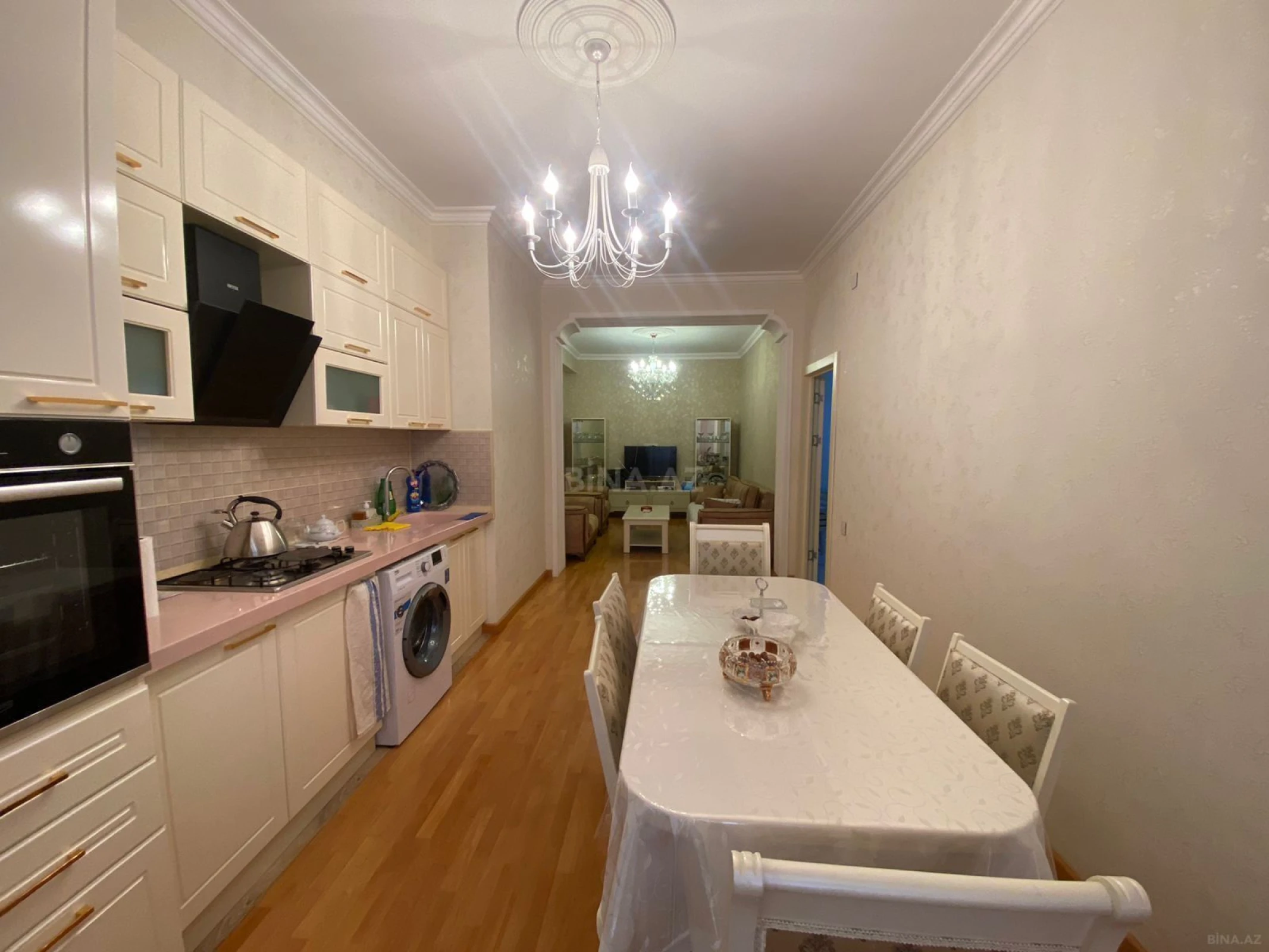 Satılır 2 otaqlı mənzil 76 m²