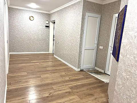 Satılır 3 otaqlı mənzil 120 m²
