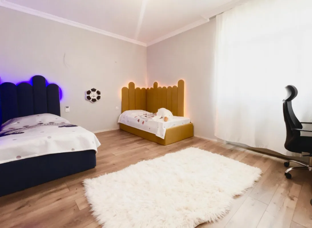 Satılır 3 otaqlı mənzil 120 m²